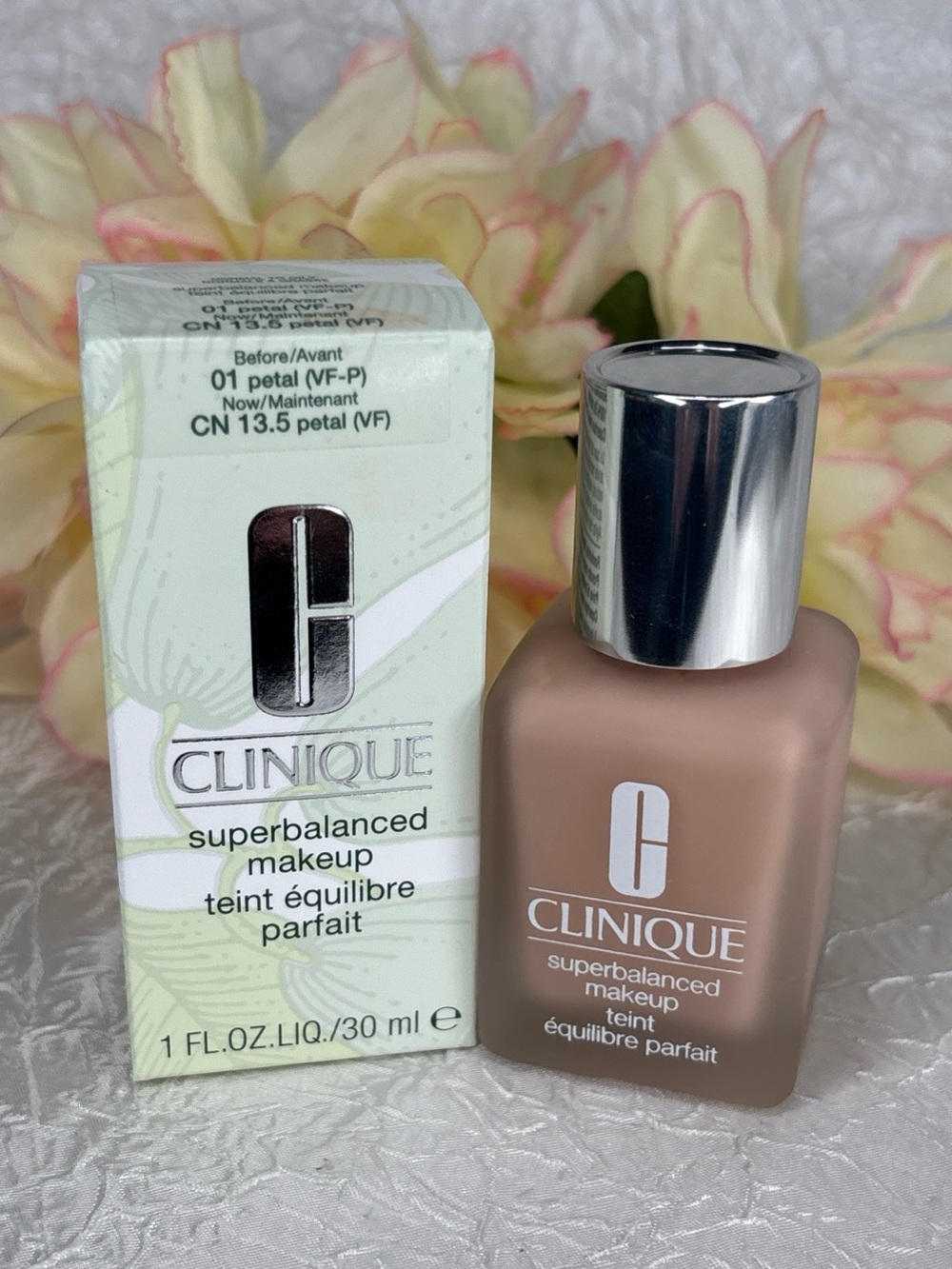 Clinique Superbalanced Makeup - 01 CN 13.5 Petal - 1oz/30ml NIB